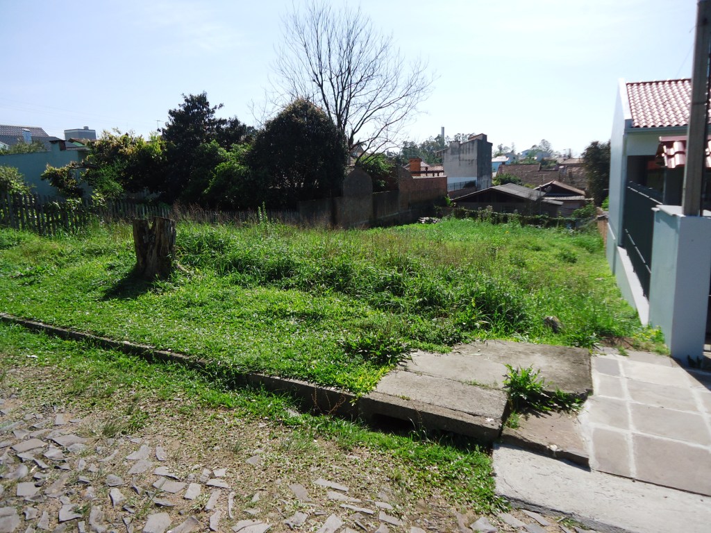 AMPLO TERRENO NO BAIRRO SÃO JOÃO