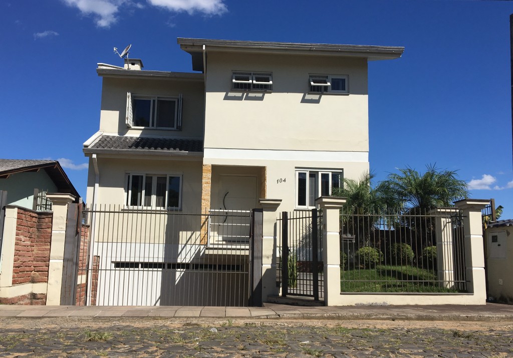 CASA COM LINDA VISTA - BAIRRO SÃO JOÃO