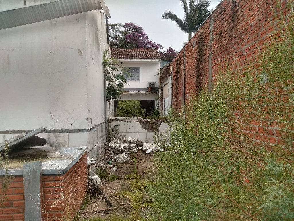 AMPLO TERRENO NO BAIRRO PROGRESSO