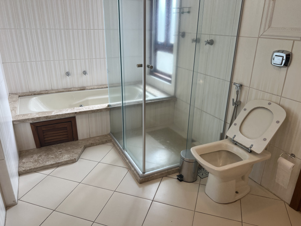 APARTAMENTO COM 4D - 204m2 PRIVATIVOS - BOX DUPLO